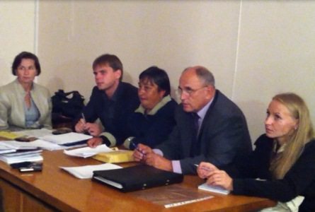 Перше засідання броварської ОВК пройшло з другої спроби, усупереч перешкодам влади та без голови