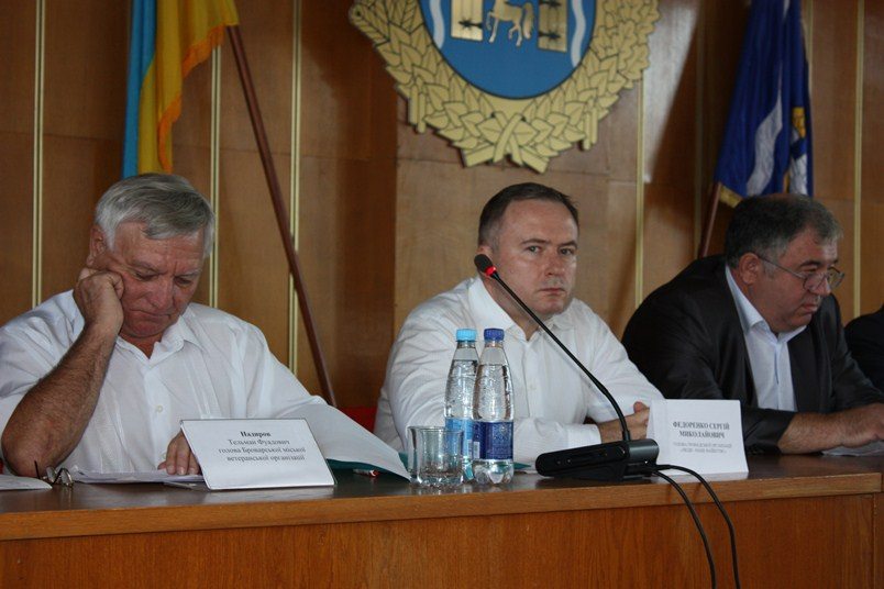 Пленум ветеранів постановив: ветерани Броварщини повинні агітувати за Партію регіонів cover image