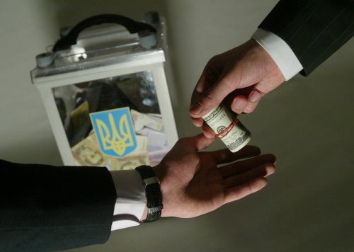 Непослідовність Сапожка, або як здобувається "депутатська лояльність" у міськраді