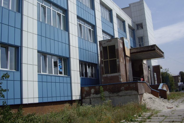 Реконструкція басейну "Купава" закінчиться не раніше грудня 2013 року