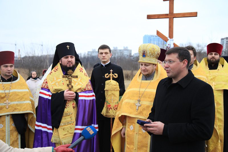 У Броварах закладено новий храм, а міський голова отримав орден