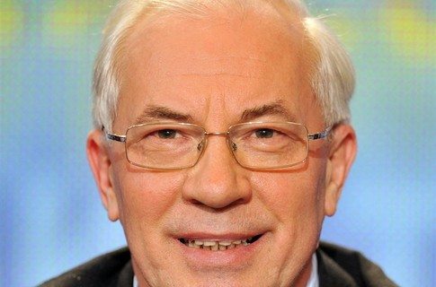 Суд відправив справу «візиту Азарова» на дорозслідування