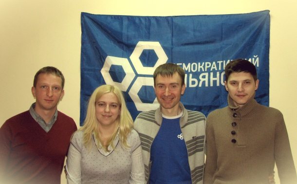 Броварські активісти визначились із кандидатом для участі у виборах на Торгмаші cover image