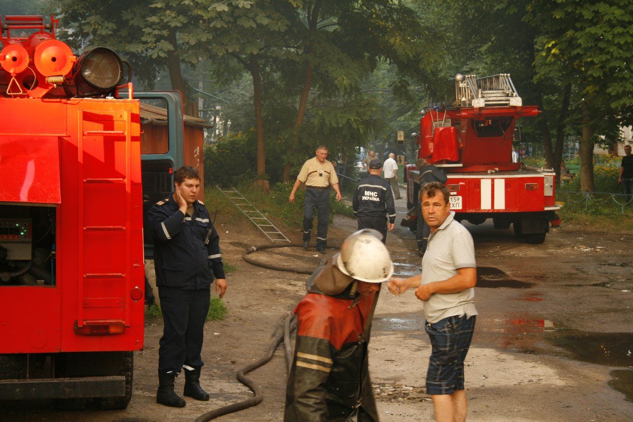 У броварських рятувальників нічим гасити пожежі? cover image