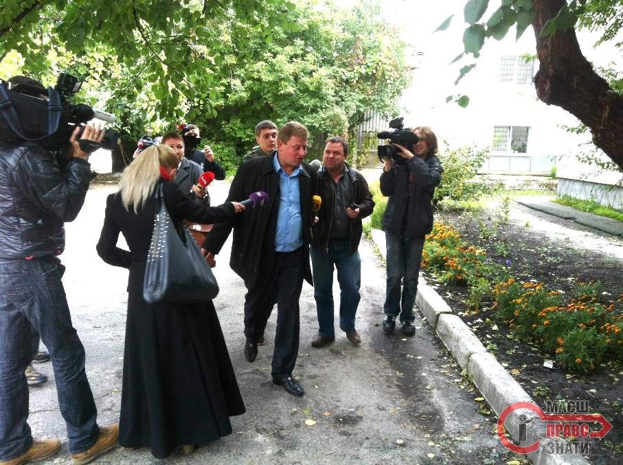 У броварському суді розпочався розгляд справи міліціонерів, що допустили втечу Мельника