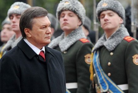 Депутат: Військові частини поблизу Броварів приводять в повну бойову готовність cover image