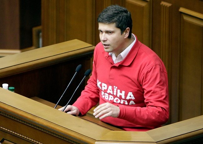 Сергій Лещенко: Різаненко єдиний узгоджений з Порошенком кандидат по мажоритарному округу