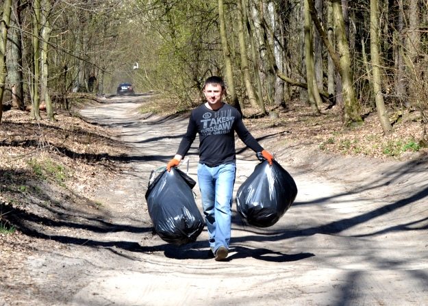 26 квітня всіх броварчан запрошують на загальноміський суботник у лісі cover image