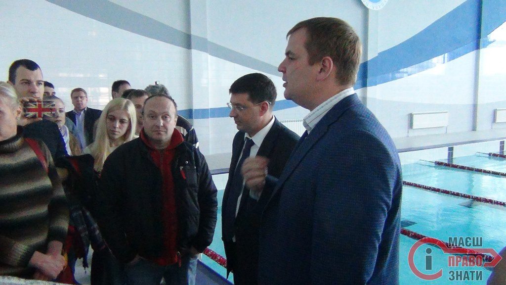 Як і обіцяв Булатов, 11 квітня басейн «Купава» відкрив свої двері для відвідувачів