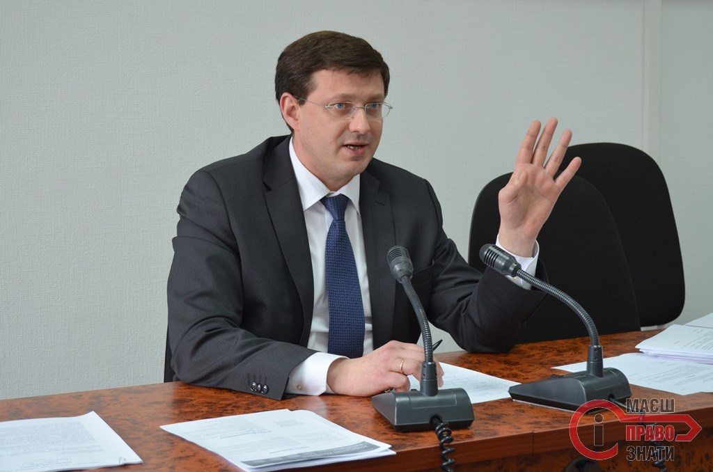Сапожко пообіцяв громаді і підпримцям скликати сесію найближчими днями