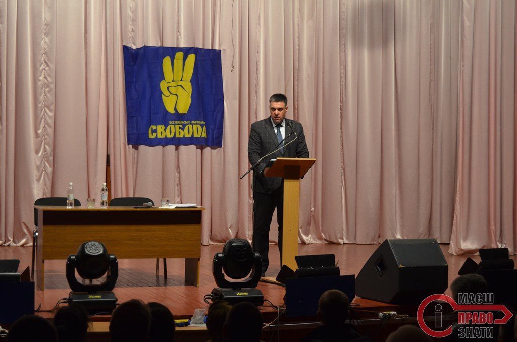Тягнибок представив броварчанам виборчу програму та пообіцяв допомогти в люстрації