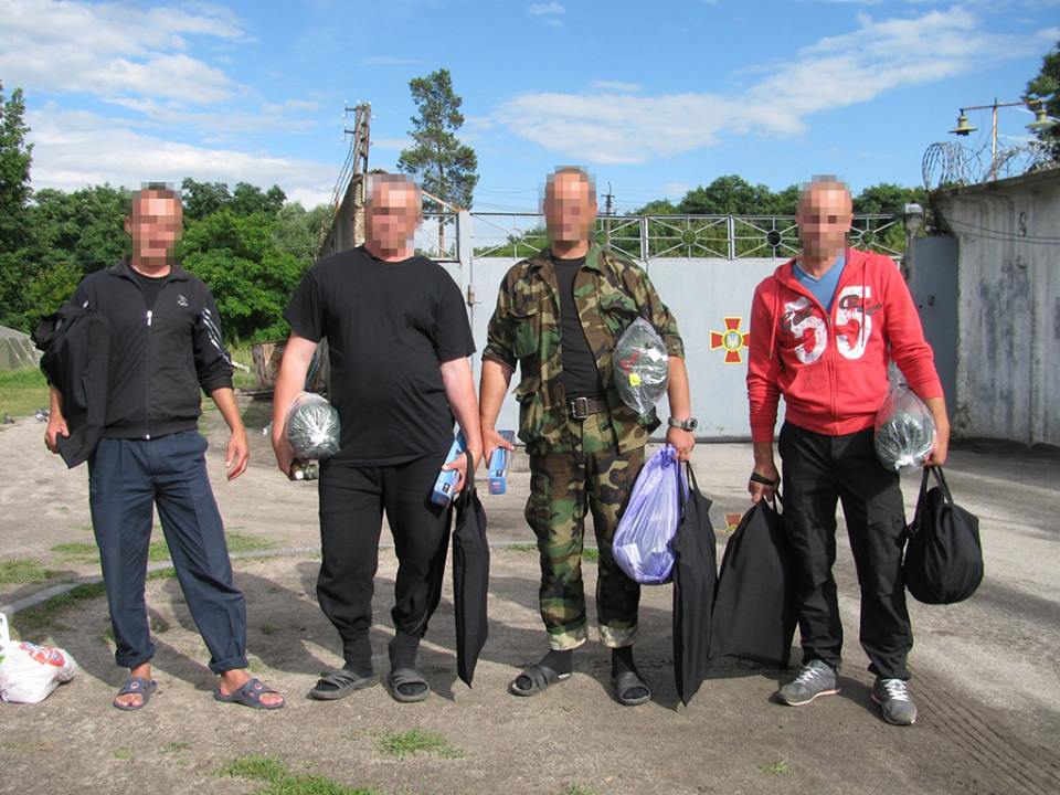 Броварчан закликають активно допомагати солдатам: в найближчі дні допомогу везтимуть на Схід cover image