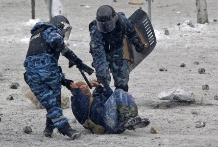В день штурму Майдану Сапожко видав «Беркуту» нові квартири