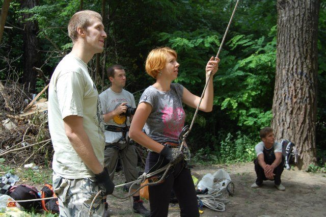 Завтра у парку броварчан вчитимуть в'язати вузли, ходити по канату та запускатимуть "небесні ліхтарики"