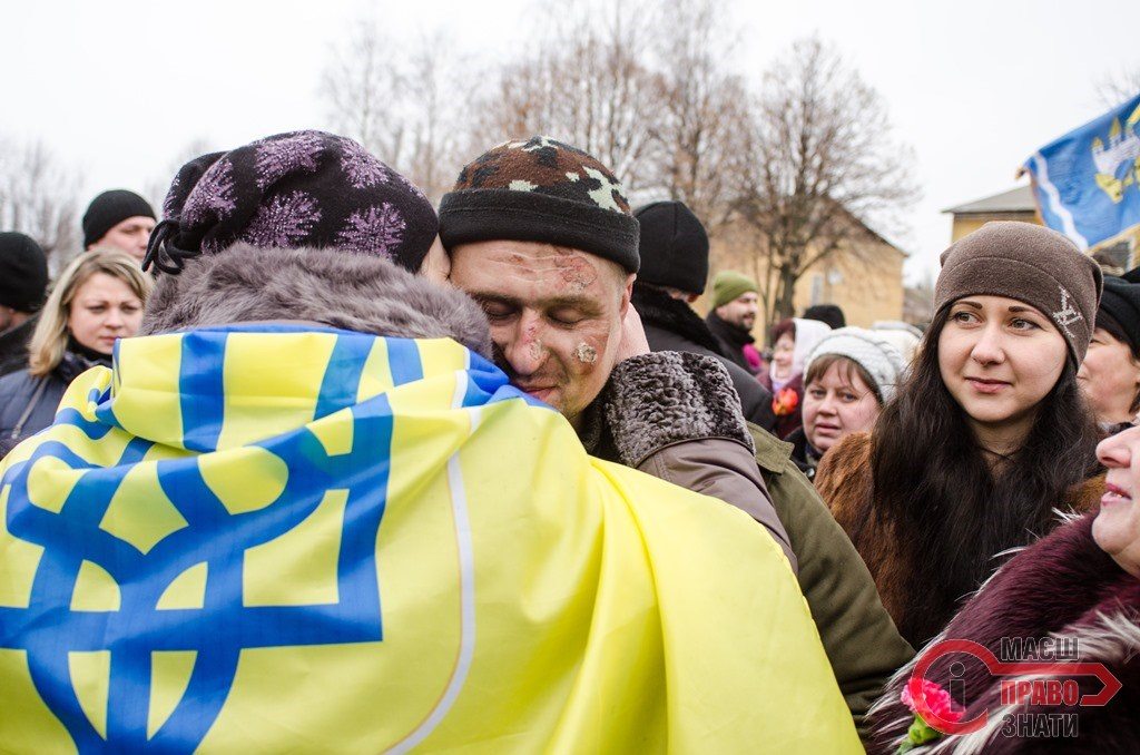Повернення броварських героїв з Дебальцевого - ВІДЕО