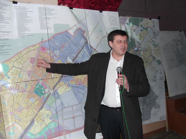 Секрети Генплану: тролейбусна лінія пройде повз стадіон від УЄФА та впритул до заводу «Байєр»?