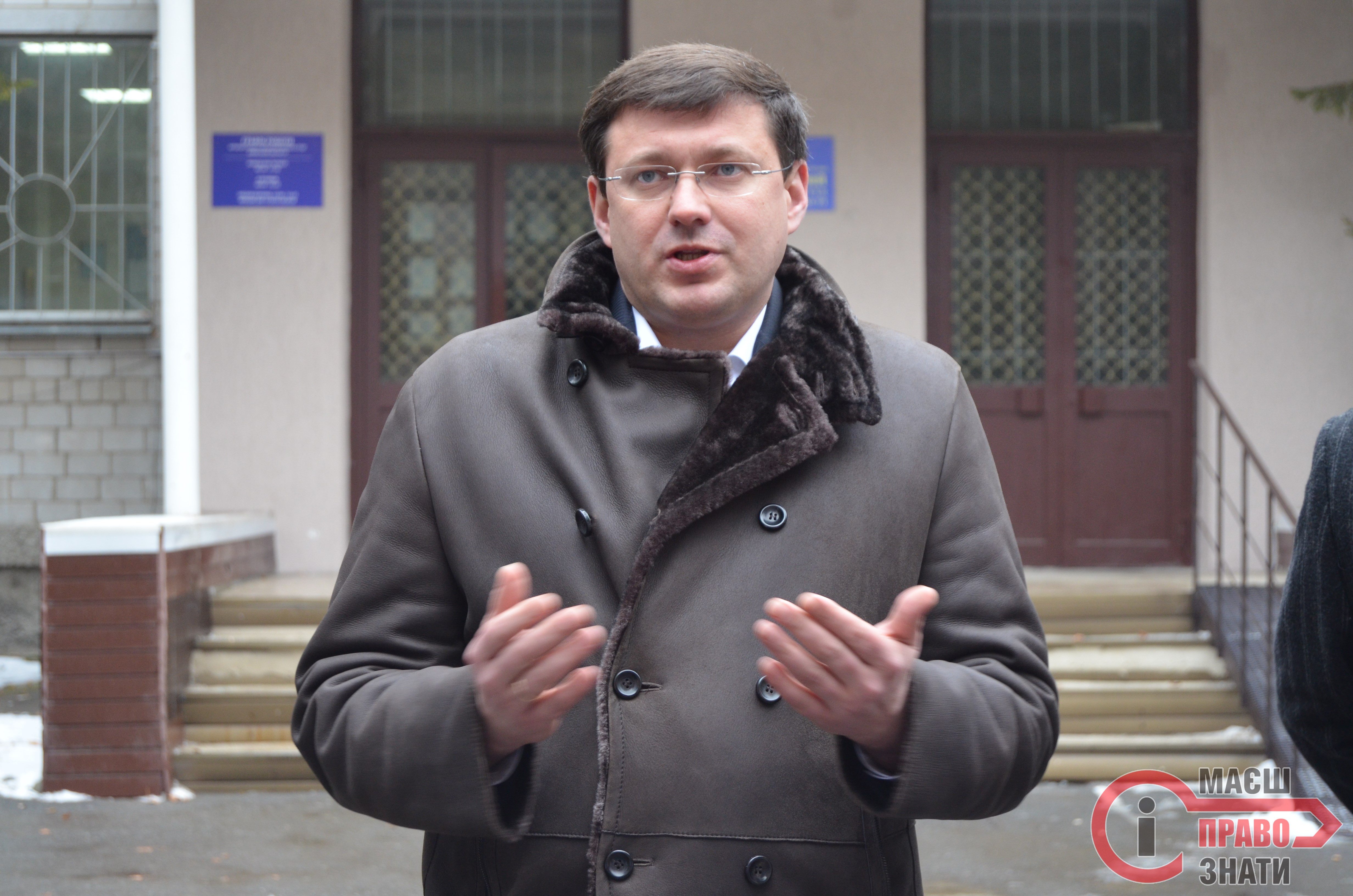У Броварському краєзнавчому музеї продовжать виставку «Партійні квитки Ігоря Сапожка»