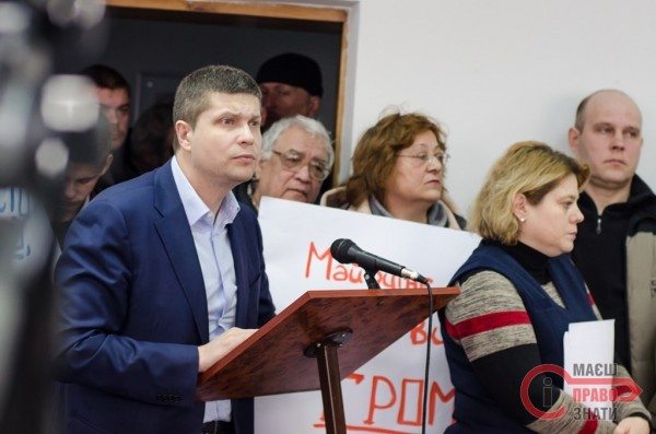 Ірина Нікітчина: «Гальмуючи роботу Штабу, влада загнала себе у глухий кут»