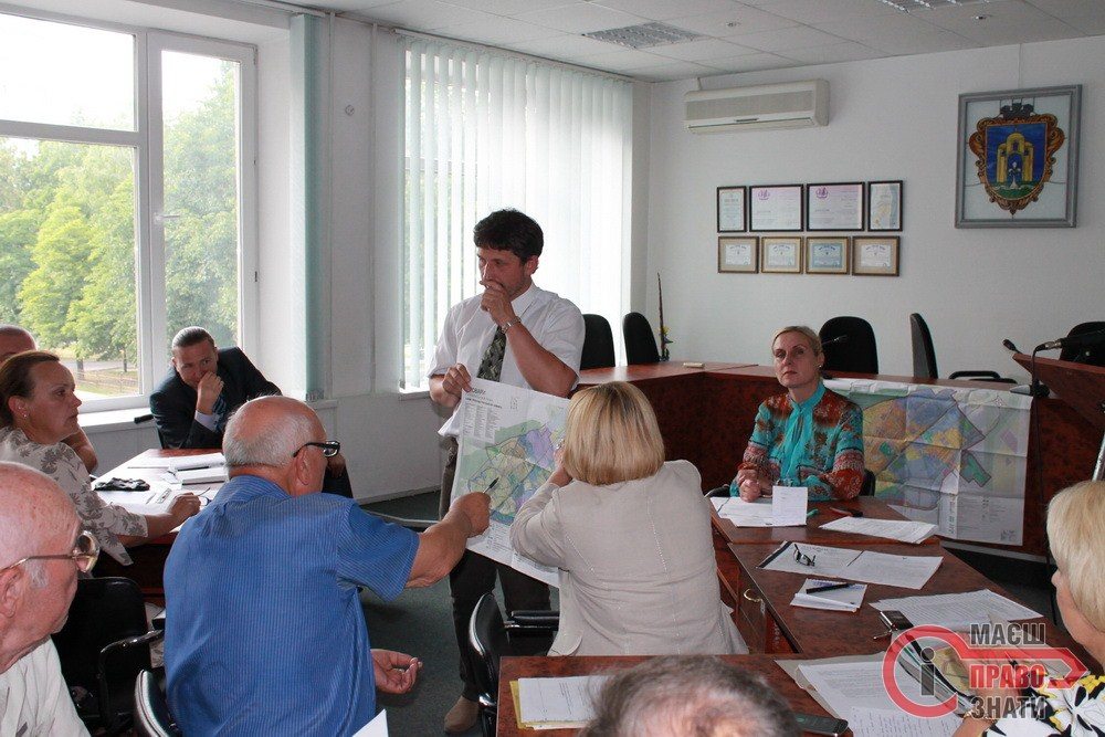 Стадіон, ліцей, театр: штаб по розробці змін до генплану Броварів нарешті перейшов до суті