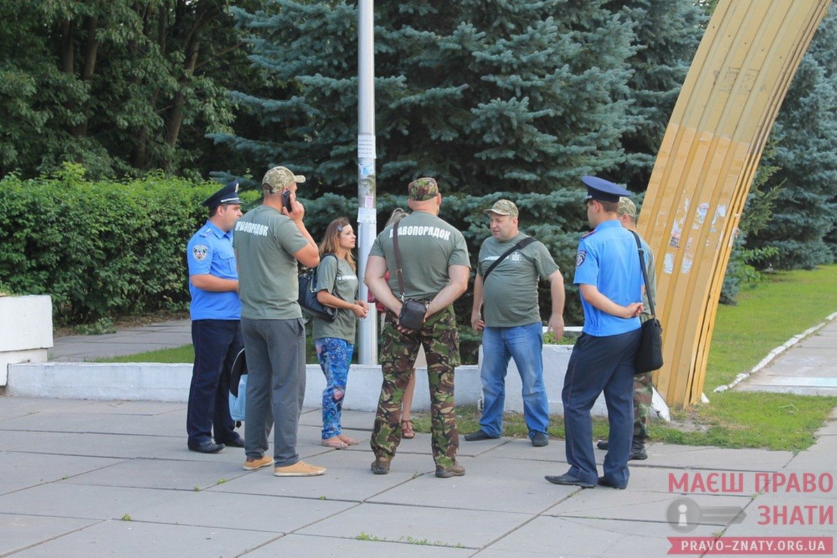 Антиалкогольний рейд у Броварах завершився облавою на гральні автомати в «Монте Карло»