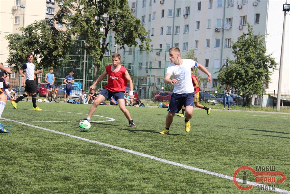 Футбольні пристрасті на шкільному стадіоні: ОНУМ провів благодійний турнір cover image