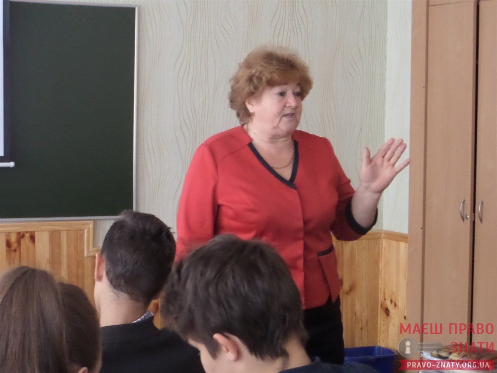 Учитель правознавства Галина Шанюк: "Таке враження, що державі не потрібні грамотні й підковані люди"