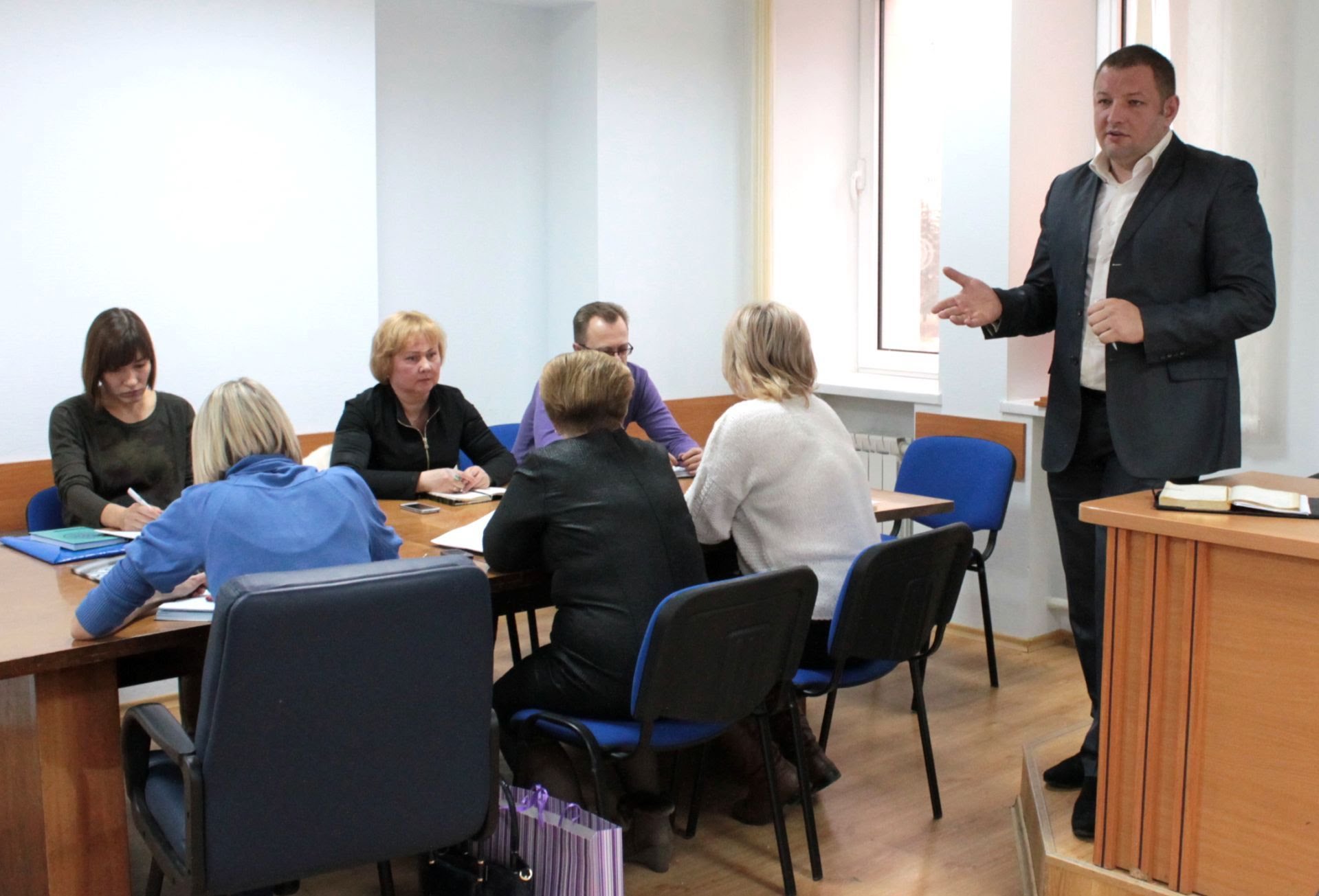 Активні батьки допомагають вирішувати проблеми у броварській освіті - ВІДЕО cover image