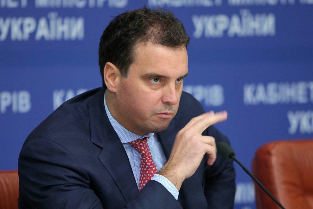 Скандал навколо «Порошкового»: міністр заявляє про тиск під час обрання нового директора заводу