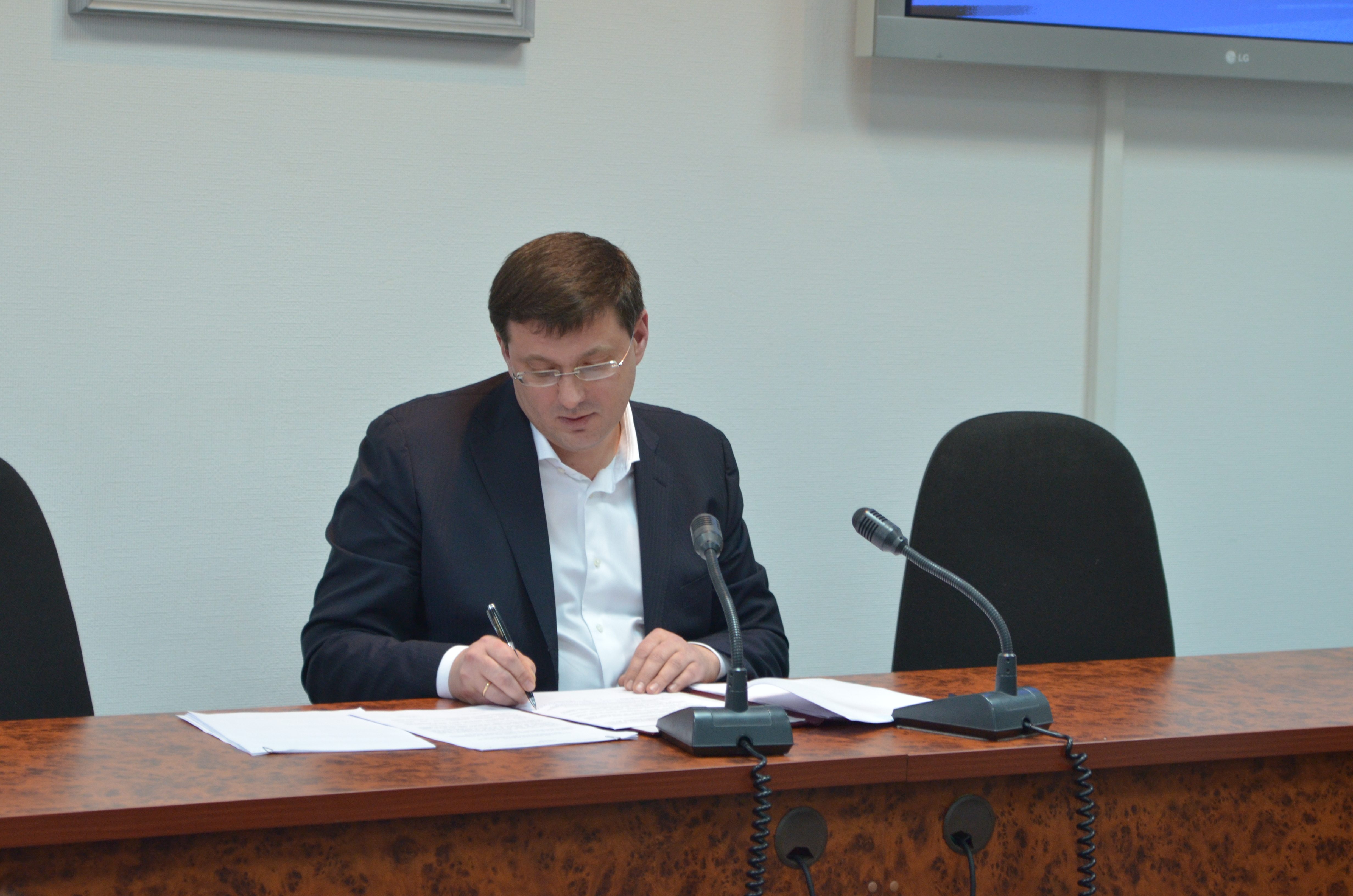 Сапожко відмовляється називати ім’я свого висуванця у секретарі міськради cover image