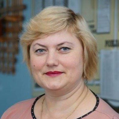 На посаду начальника управління освіти офіційно претендує лише один кандидат - Олександра Олексієнко cover image
