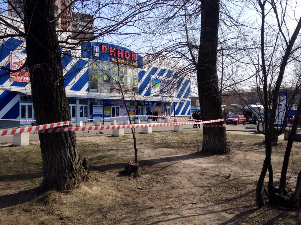 Ринок на Київський був «замінований» артилерійським снарядом, - поліція