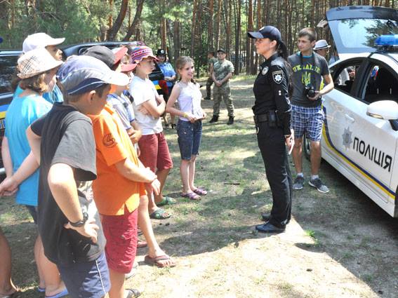 АНОНС: 3 вересня дітей познайомлять з особливостями професії поліцейського