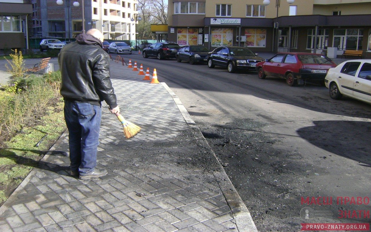Сьогодні вночі згоріло авто в «Лісовому кварталі» - ФОТО, ВІДЕО