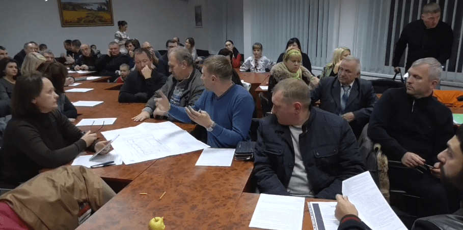 Захисники Парку Сосновий обговорили проект меморандуму, однак рішення ухвалювати не поспішають cover image