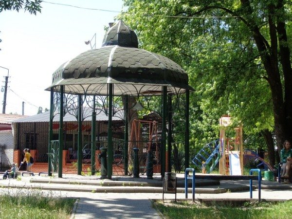 Бювет у парку "Перемога" закрили. А в парку "Приозерний" з'явиться лікувальна вода?