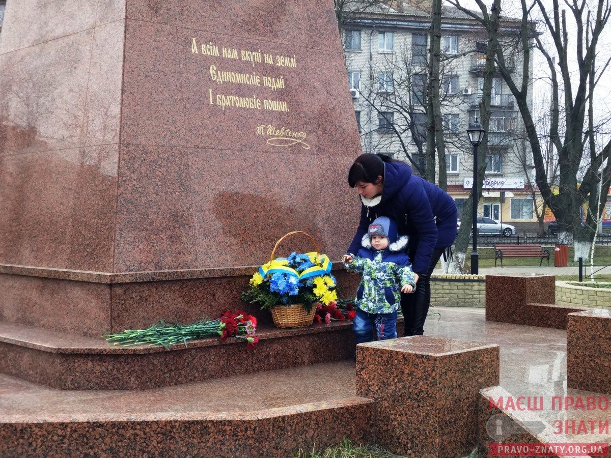 Шевченкові дні в Броварах: екскурсії та покладання квітів - ФОТОРЕПОРТАЖ cover image