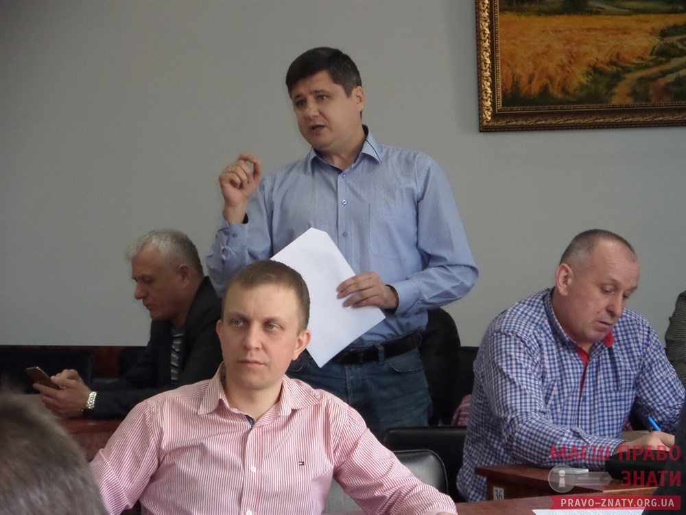 Позачергова сесія: Броварські депутати підтримали звернення до Президента та Уряду
