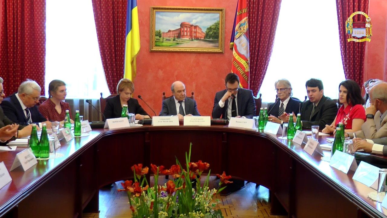 «Свобода,  рівність всіх перед законом та нетерпимість до корупції – ведуть до успіху міста і країни» - Нобелівський лауреат Вернон Л. Сміт