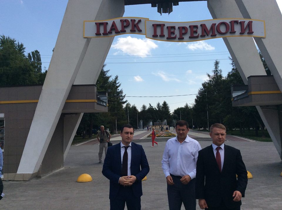 Недобудований парк у Броварах відвідали головний прокурор області та очільник Київської ОДА